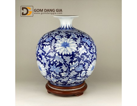 Bình hút tài lộc Bát Tràng cảnh hoa sen, hoa mẫu đơn men lam 36x32cm Bình hút tài lộc Bát Tràng cảnh hoa sen, hoa mẫu đơn men lam 36x32cm